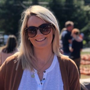 Meet your Posher, Annie